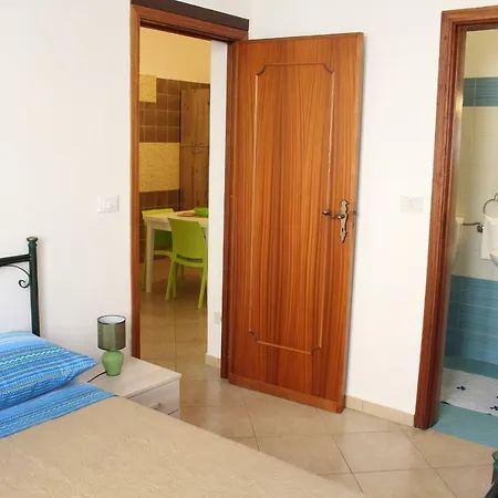 Casa Vacanze Giuseppe * Trappeto (Sicily)
